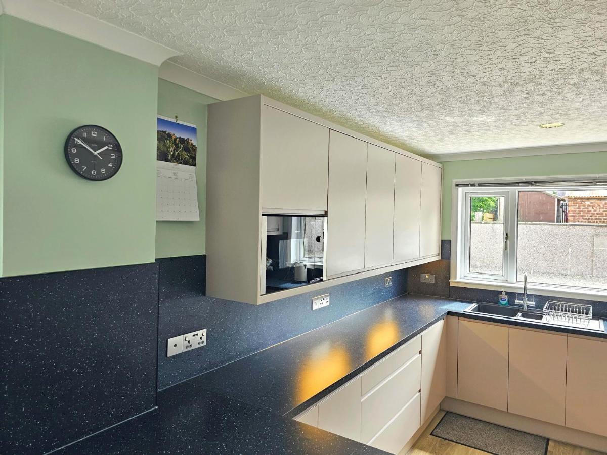 Mystayinn Abermar Guest House Inverness Exteriör bild
