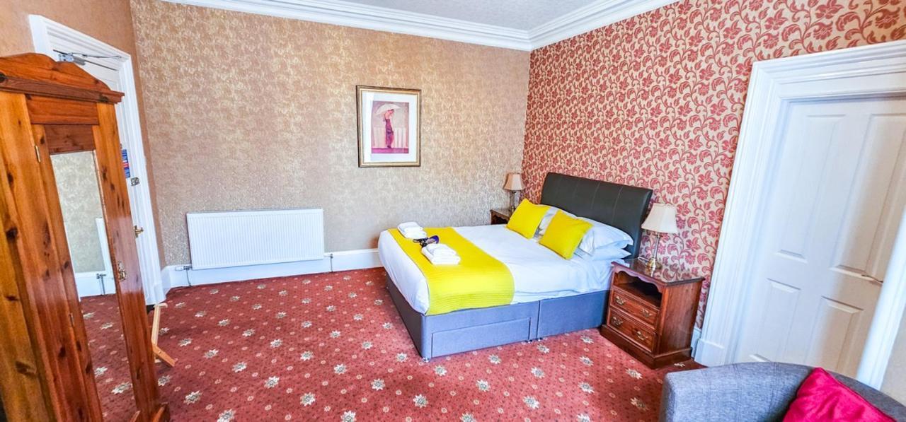 Mystayinn Abermar Guest House Inverness Exteriör bild