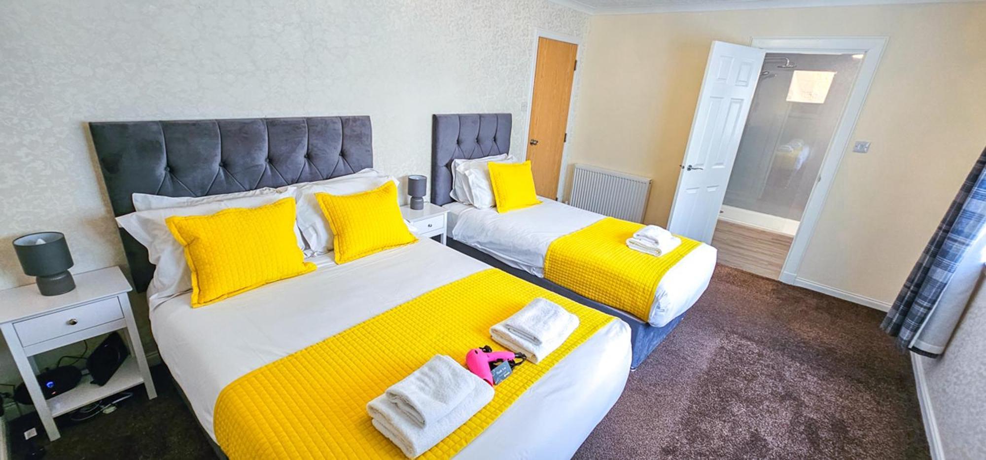 Mystayinn Abermar Guest House Inverness Exteriör bild