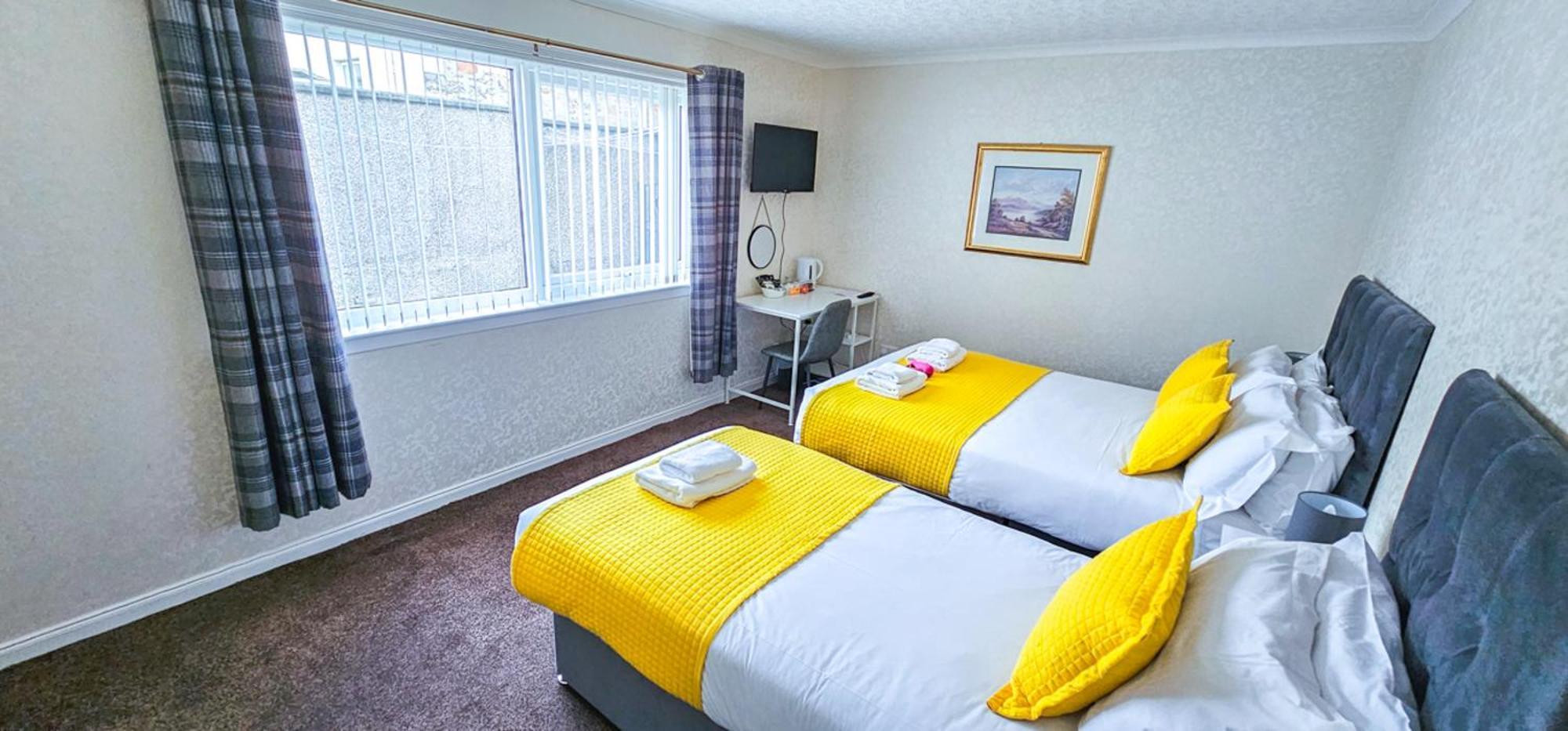 Mystayinn Abermar Guest House Inverness Exteriör bild