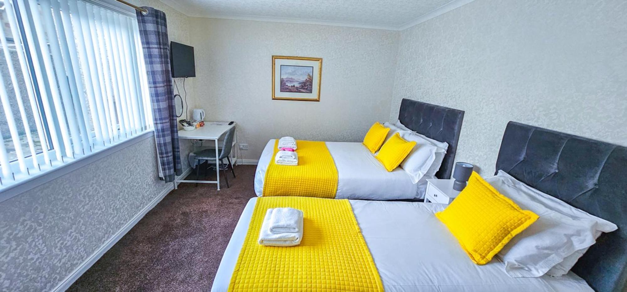 Mystayinn Abermar Guest House Inverness Exteriör bild