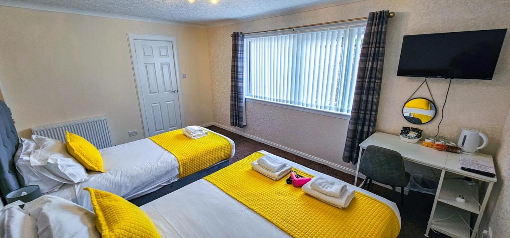 Mystayinn Abermar Guest House Inverness Exteriör bild