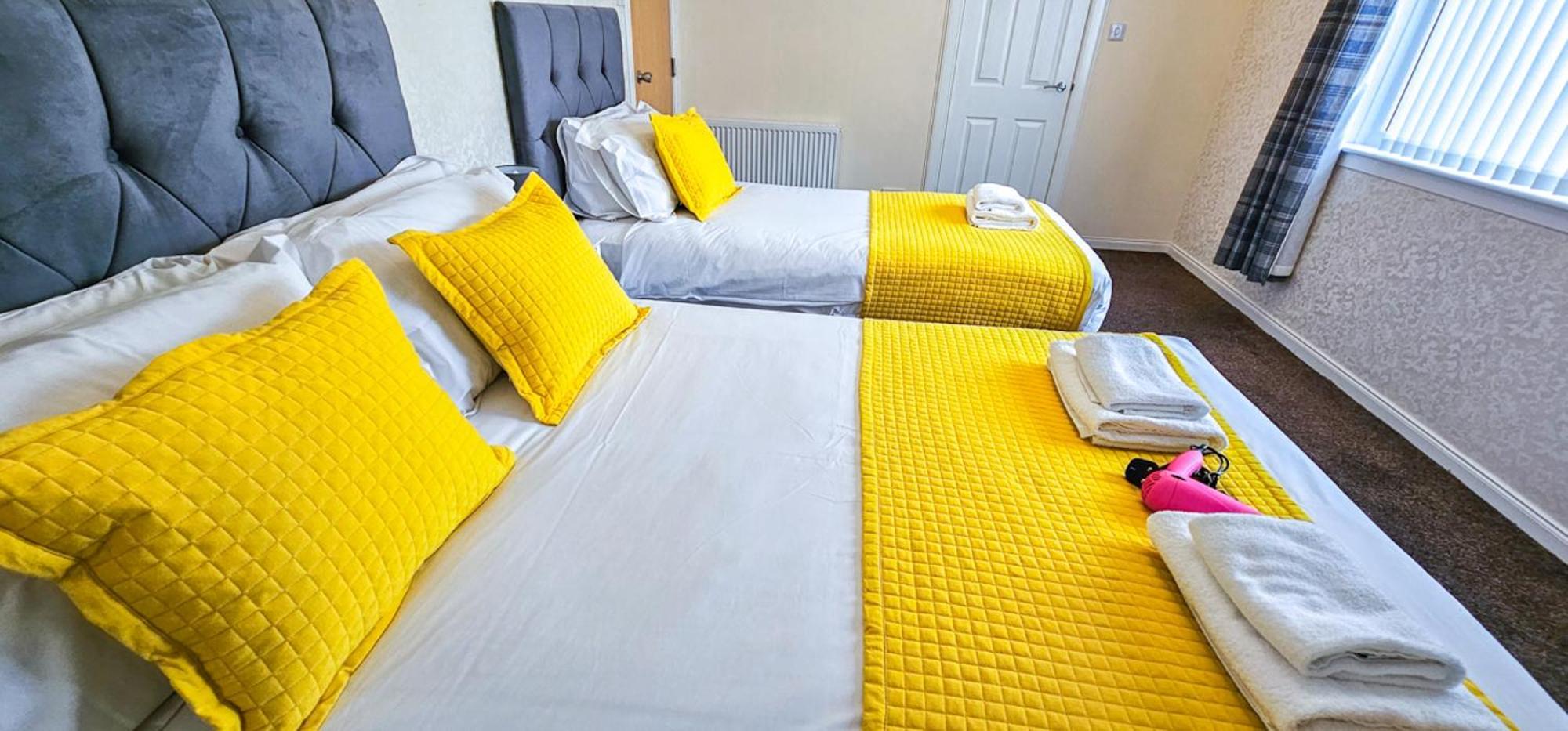 Mystayinn Abermar Guest House Inverness Exteriör bild