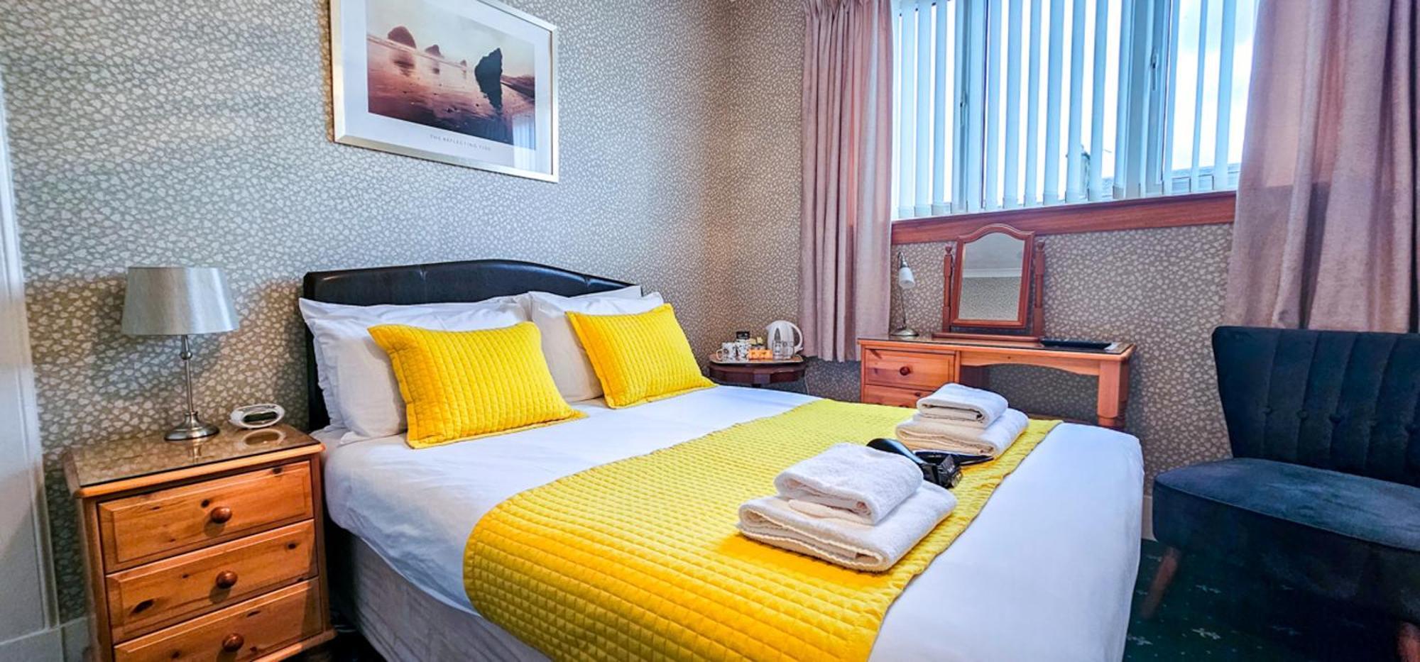 Mystayinn Abermar Guest House Inverness Exteriör bild