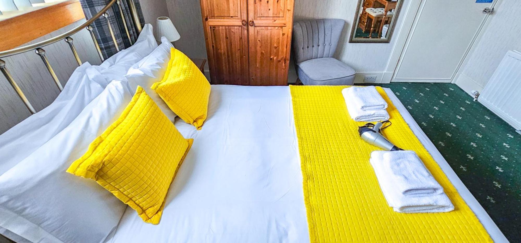 Mystayinn Abermar Guest House Inverness Exteriör bild