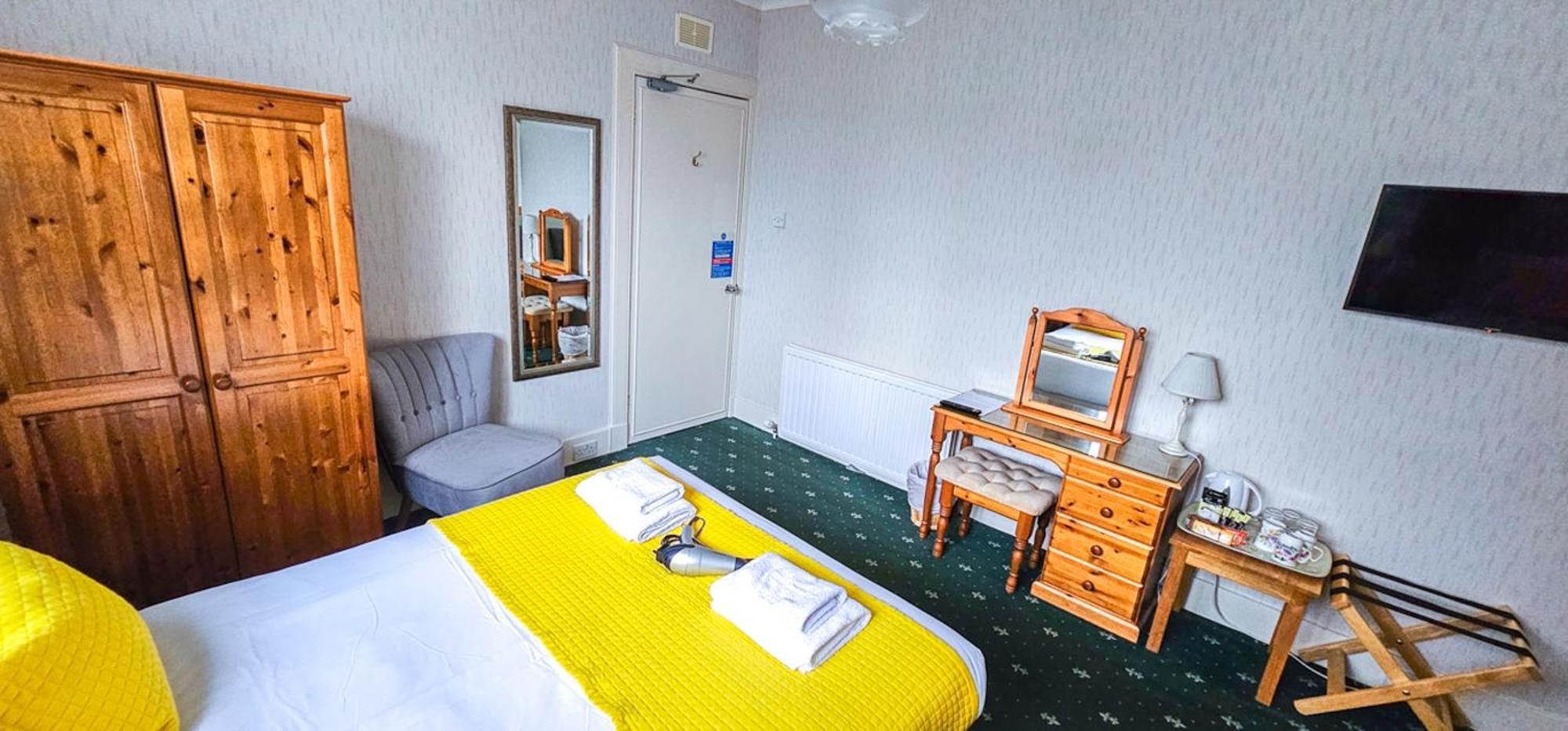 Mystayinn Abermar Guest House Inverness Exteriör bild