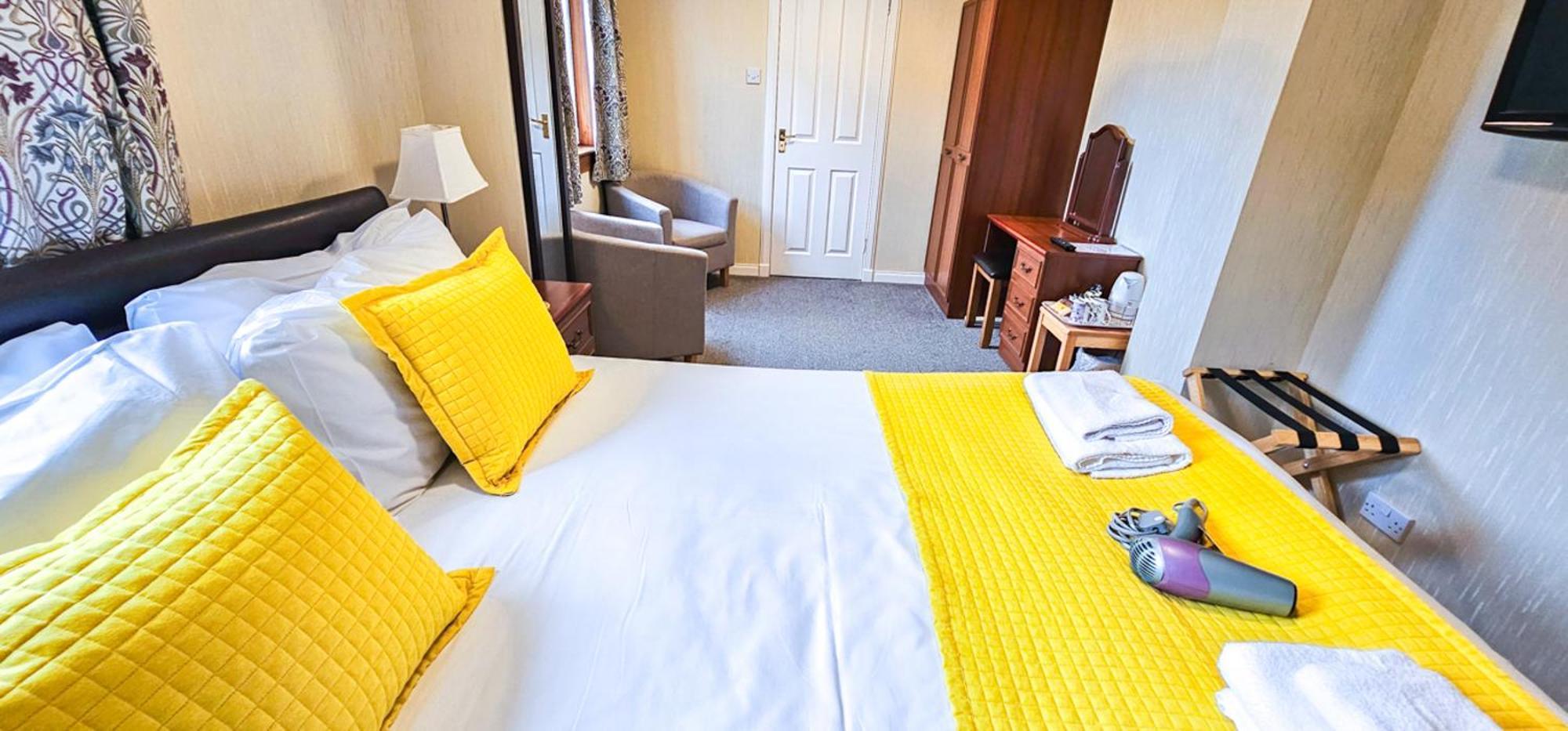 Mystayinn Abermar Guest House Inverness Exteriör bild