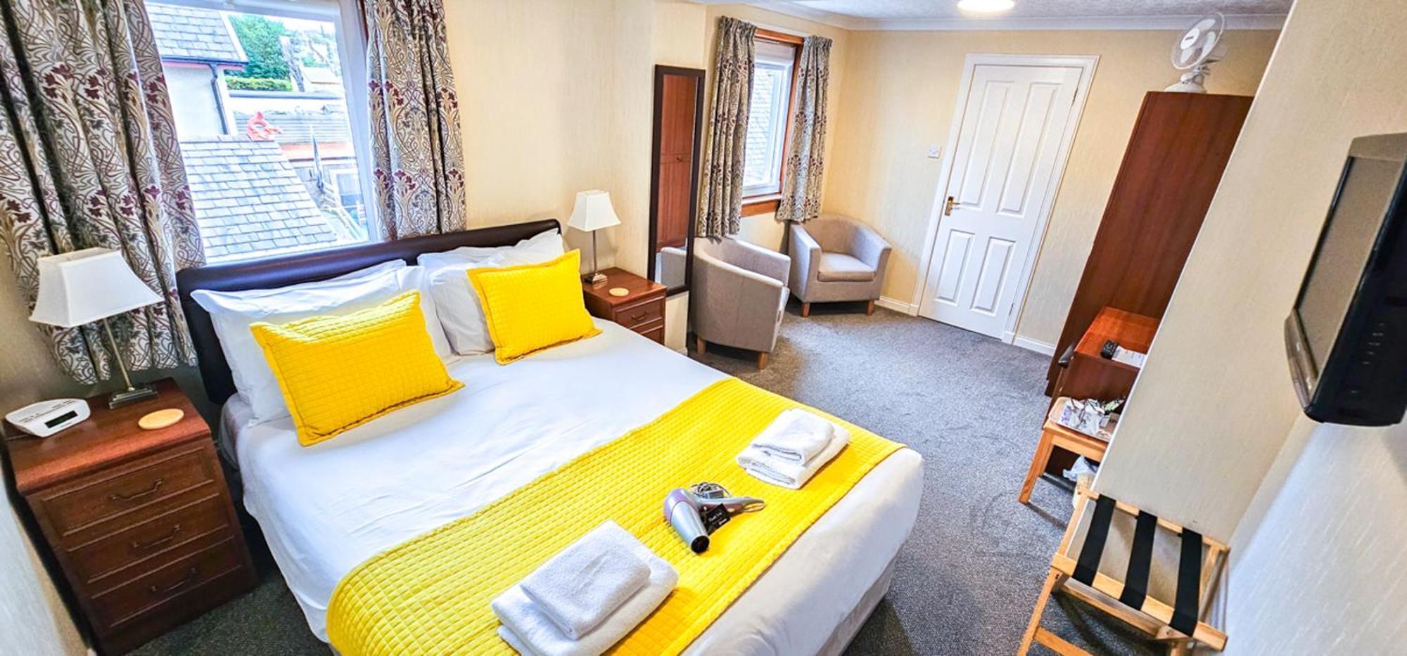 Mystayinn Abermar Guest House Inverness Exteriör bild