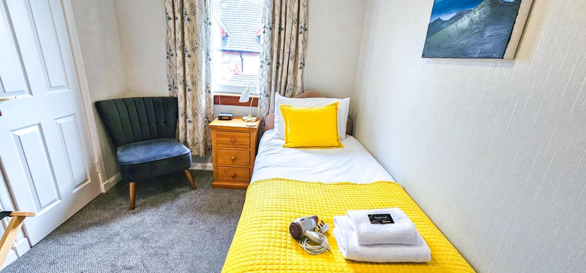 Mystayinn Abermar Guest House Inverness Exteriör bild